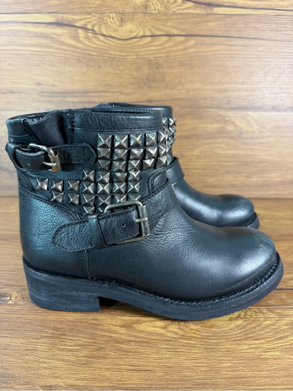 ASH ‘Titan’ Studded Ankle Boots Women’s‎ Size 6 (36) Shoes Leather